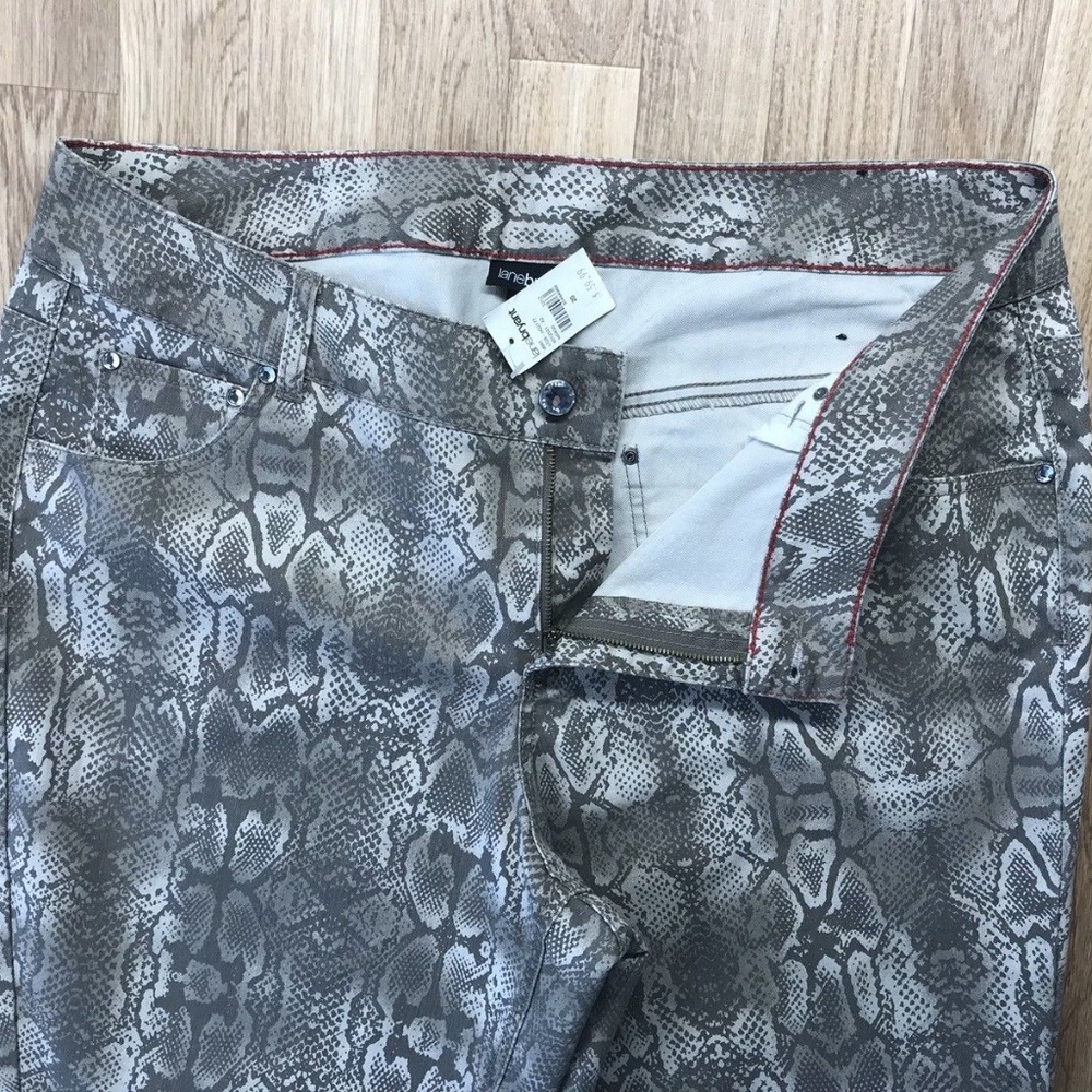 Lane Bryant slight taper Jeans Size 20 40x30 snake - Picture 6 of 7